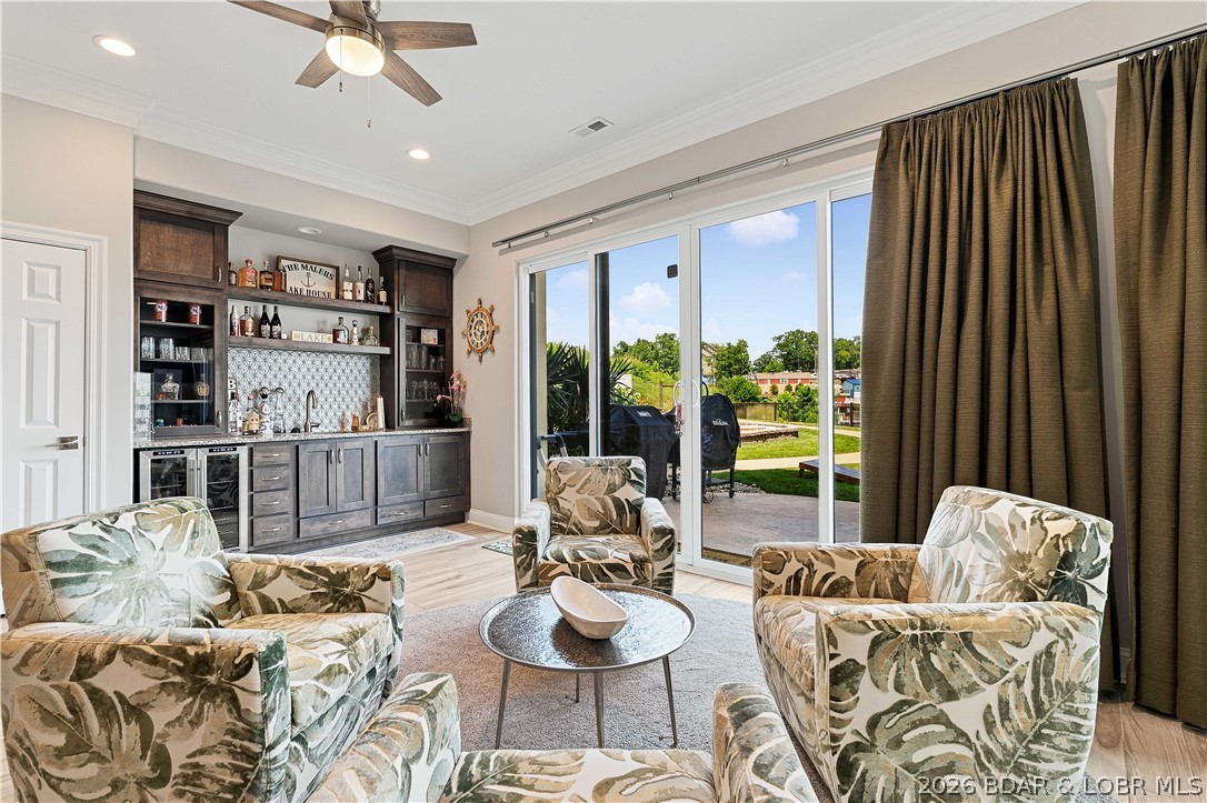 The Hamptons Condominium - Residential