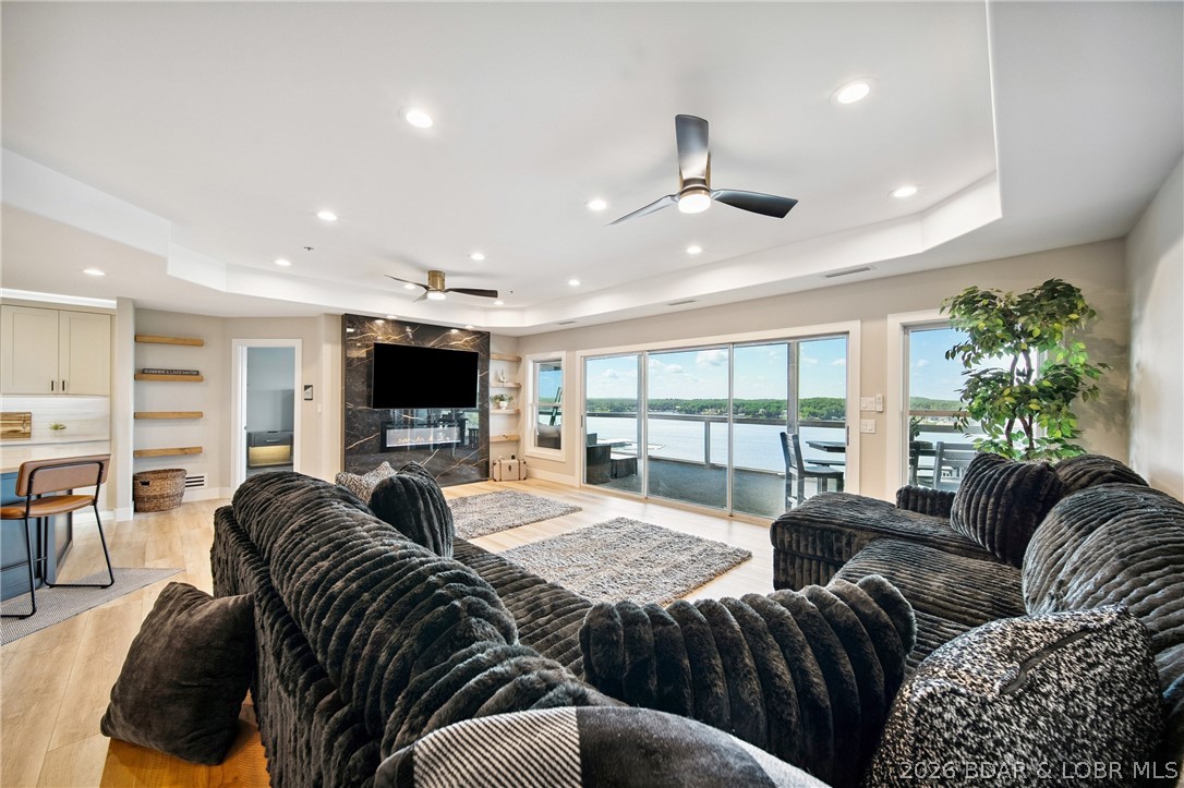 Emerald Bay Condominium - Residential
