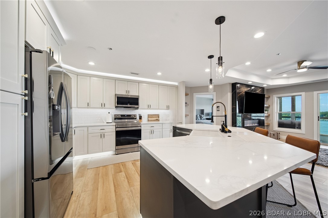 Emerald Bay Condominium - Residential
