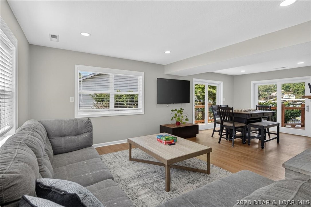 Pointe Vista - Residential