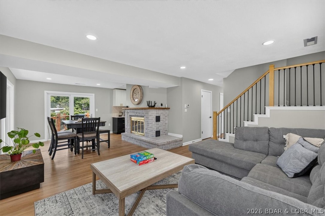 Pointe Vista - Residential