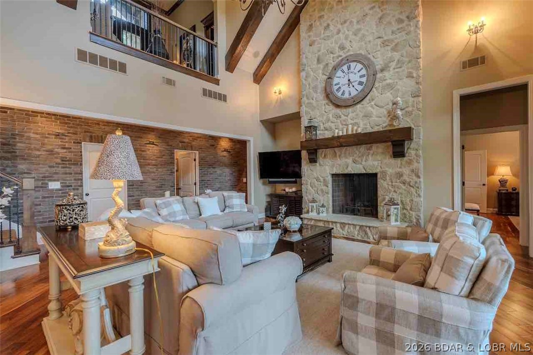 Grand Point - Residential