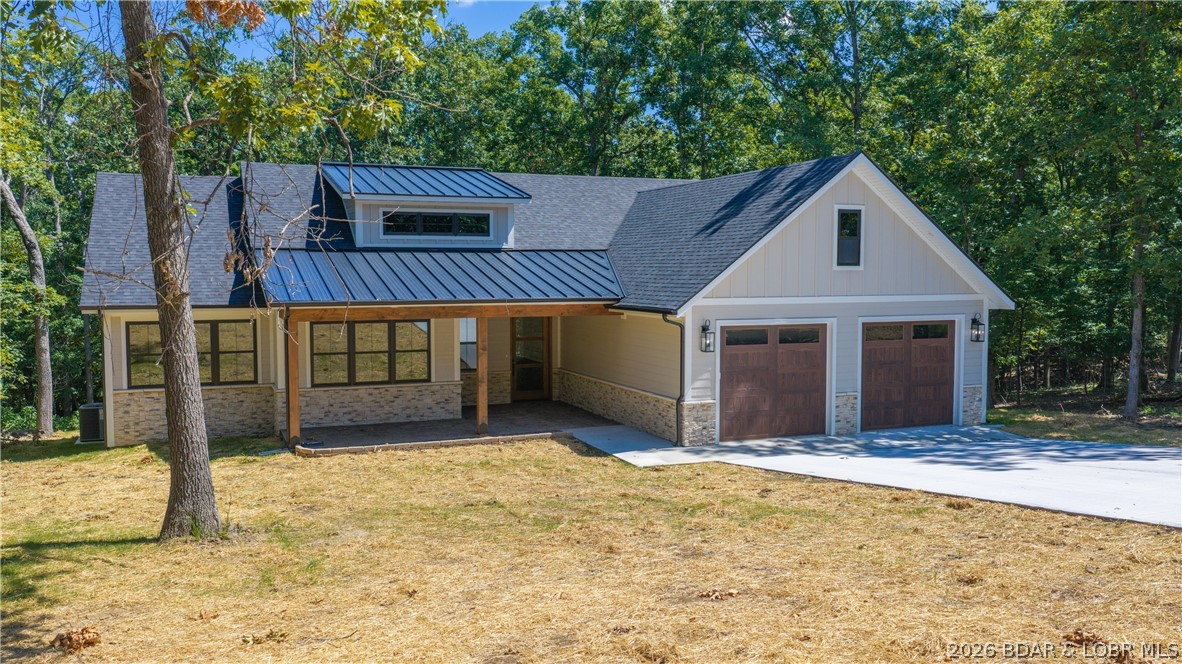 Grand Point No. 2 - Residential