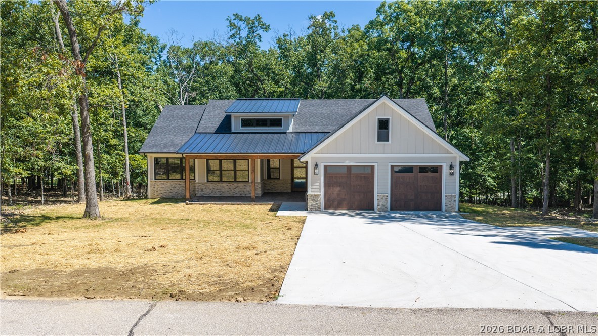 Grand Point No. 2 - Residential