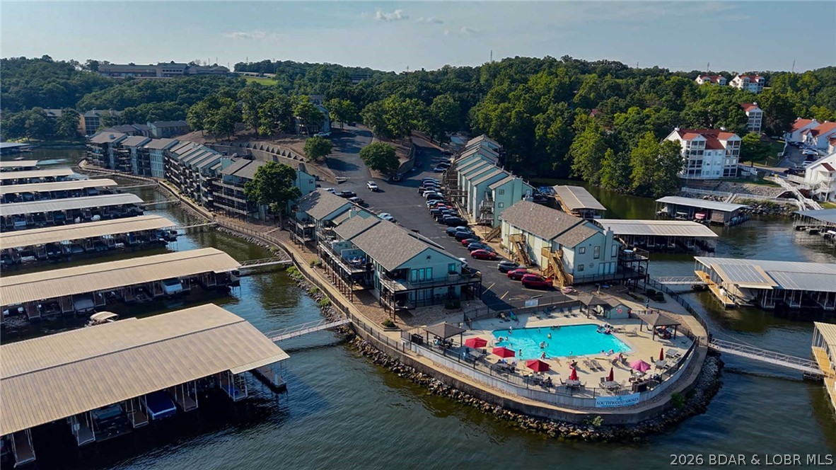 Southwood Shores Condominium - Residential