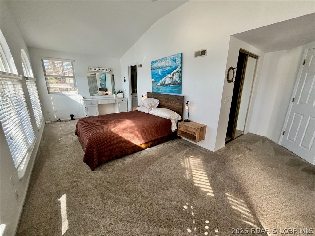Leos - Residential