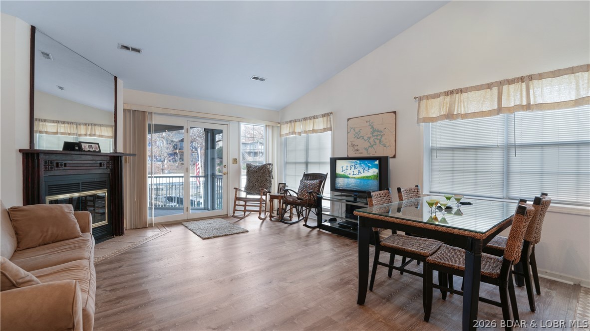 Robin Bay - Residential