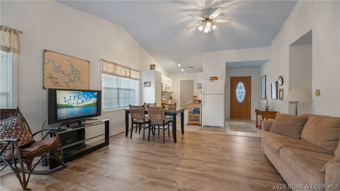 Robin Bay - Residential