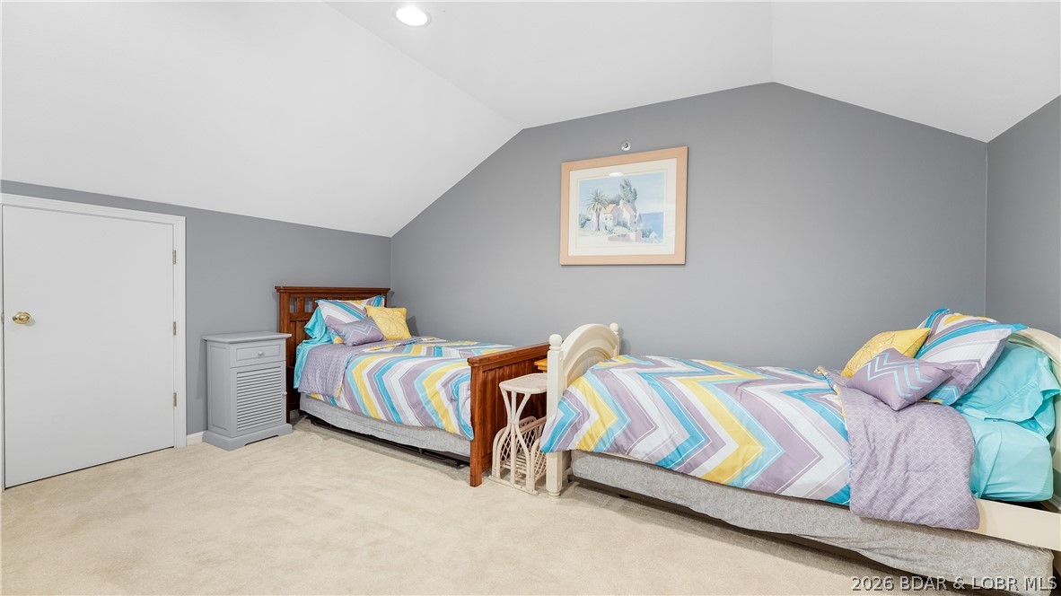 Cedar Glen Condominium - Residential