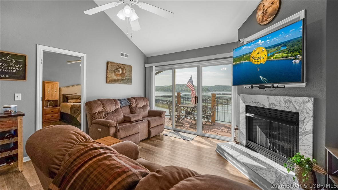 Cedar Glen Condominium - Residential