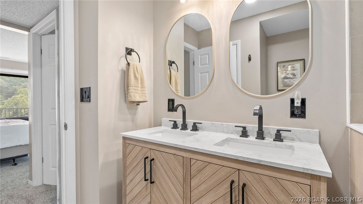 Waters Edge Condominium - Residential