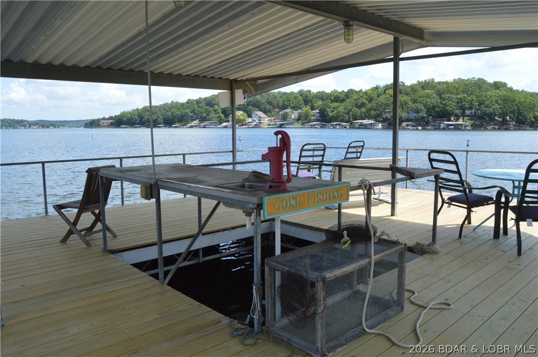 Lake Forest Condominium - Residential