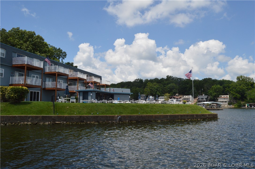 Lake Forest Condominium - Residential