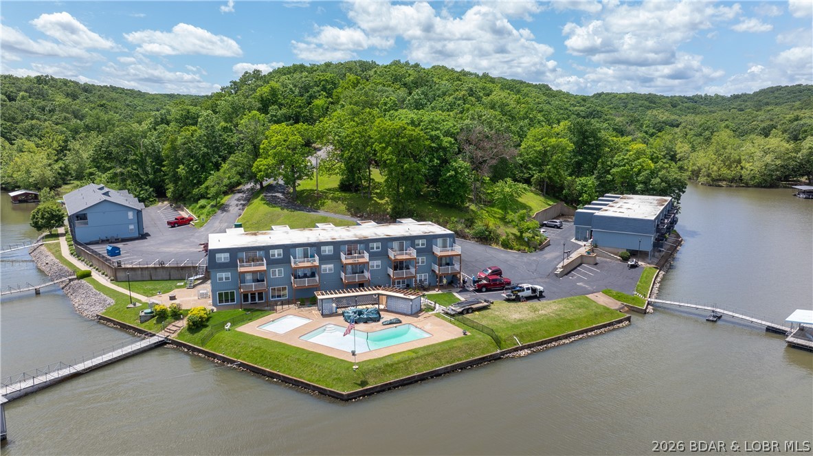 Lake Forest Condominium - Residential