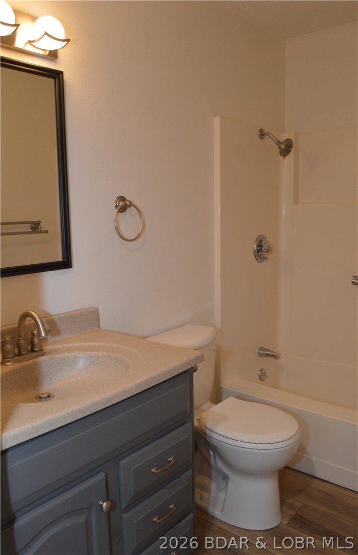 Lake Forest Condominium - Residential