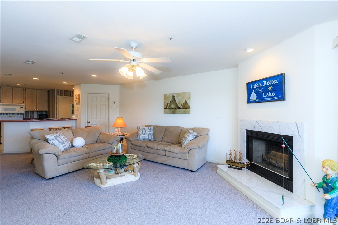 Park Place On The Lake - Residential