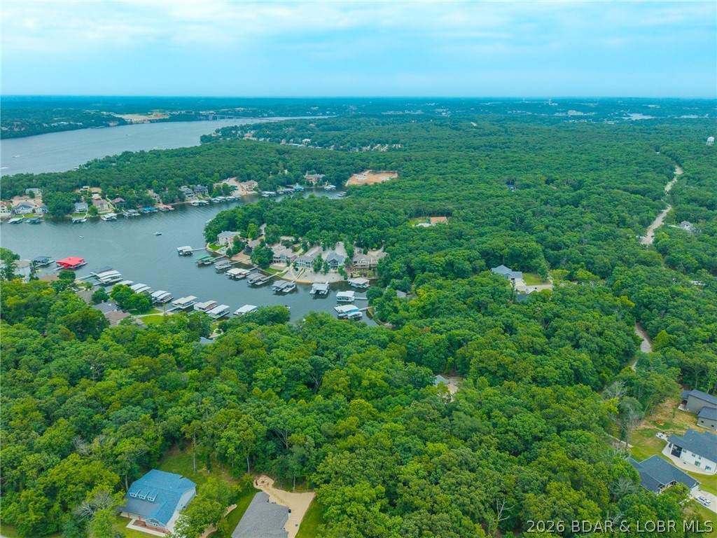 Grand Point - Land