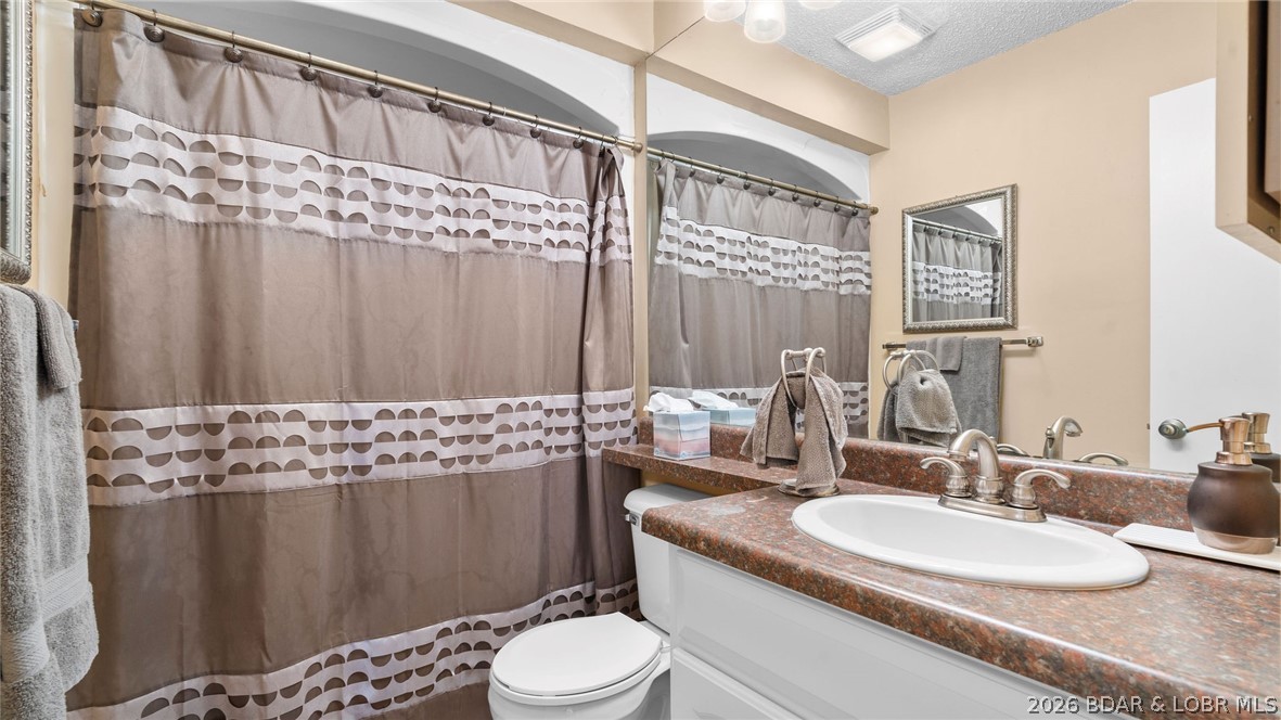 Waters Edge Condominium - Residential