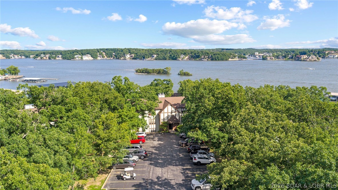 Waters Edge Condominium - Residential