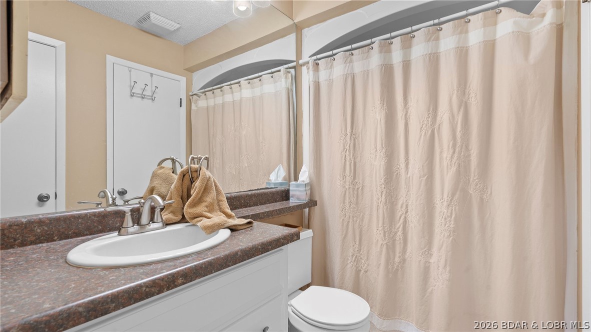 Waters Edge Condominium - Residential
