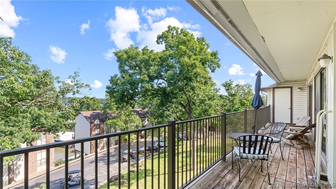 Waters Edge Condominium - Residential