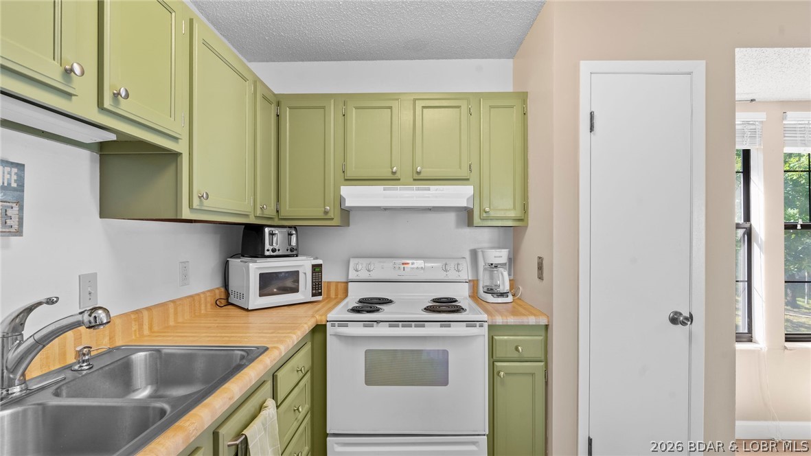 Waters Edge Condominium - Residential