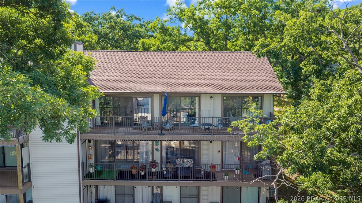 Waters Edge Condominium - Residential