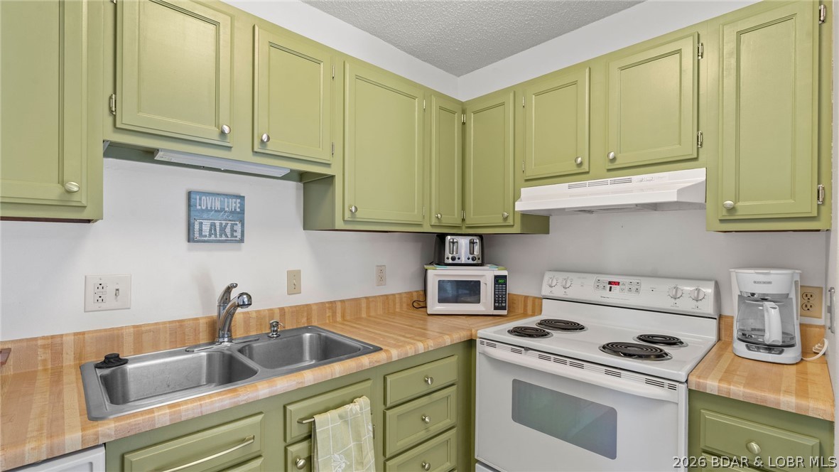 Waters Edge Condominium - Residential