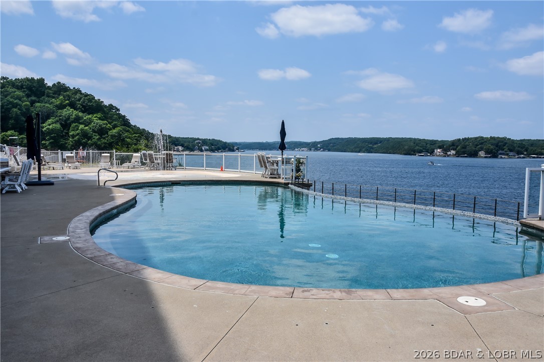 Trinity Pointe Condominiums - Residential