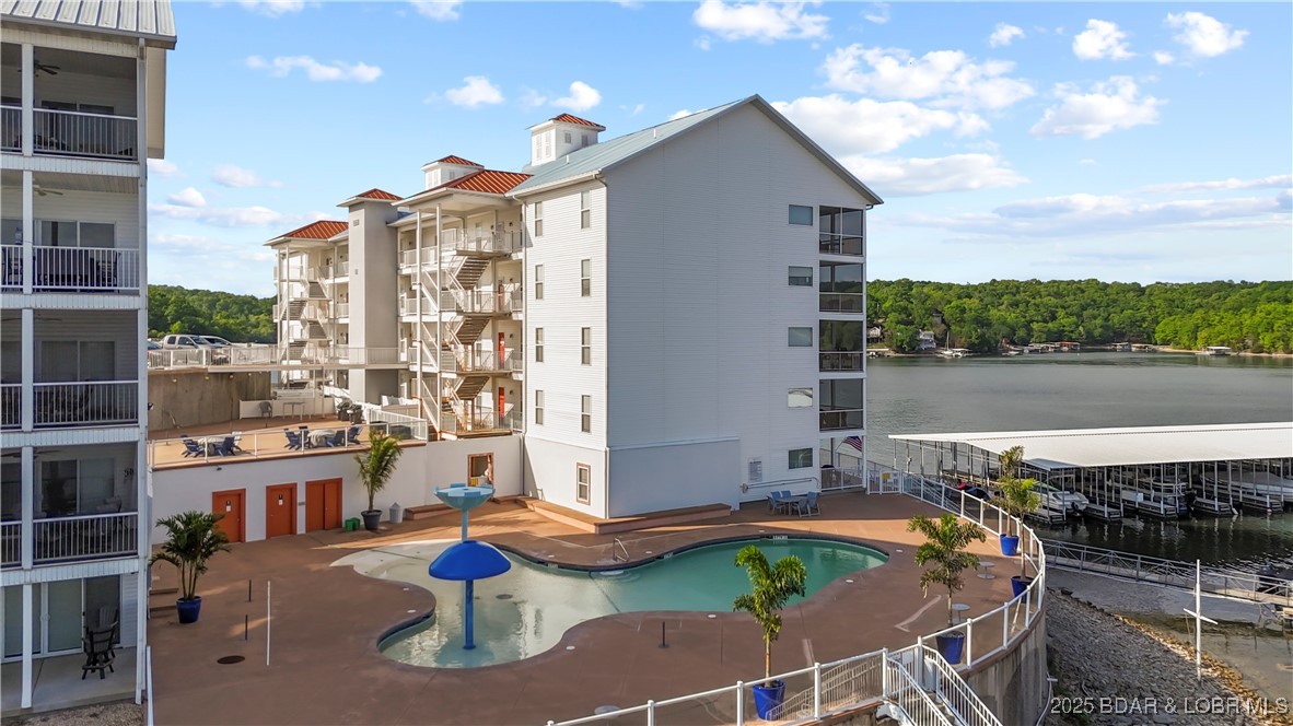 Isla Del Sol - Residential