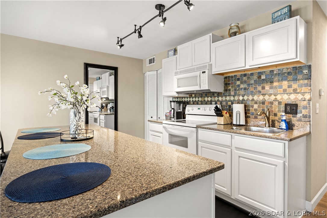 Southwood Shores Condominium - Residential