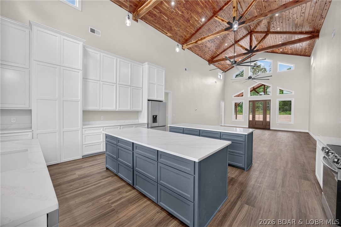 Emerald Hills - Residential