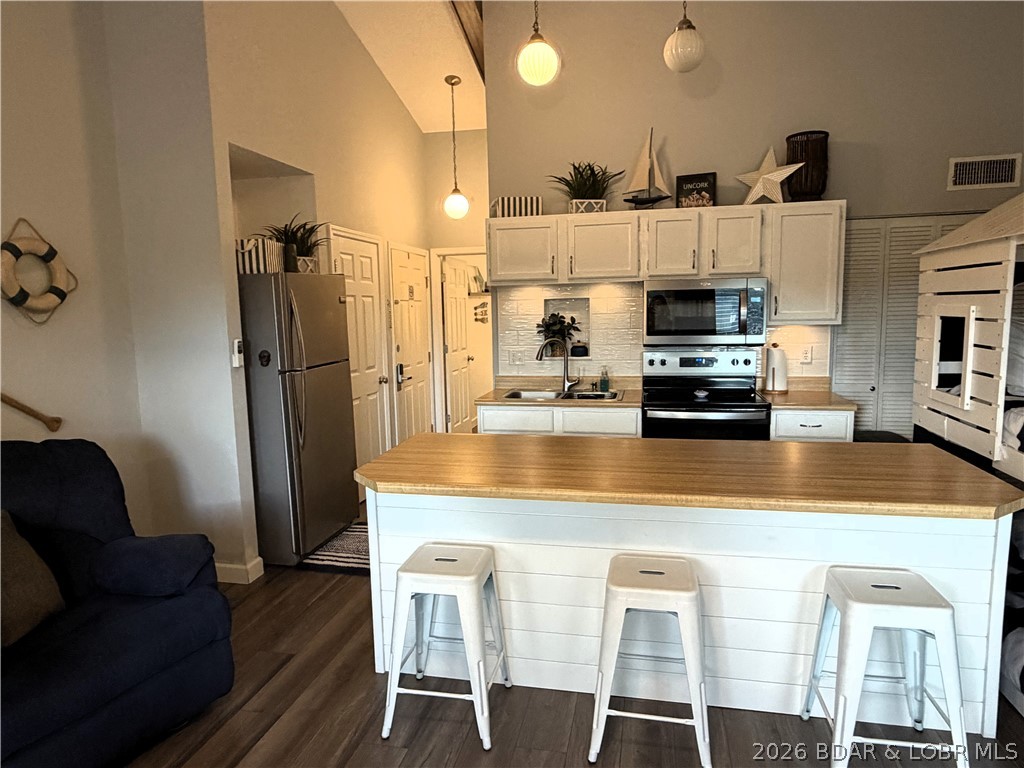 Southwood Shores Condominium - Residential
