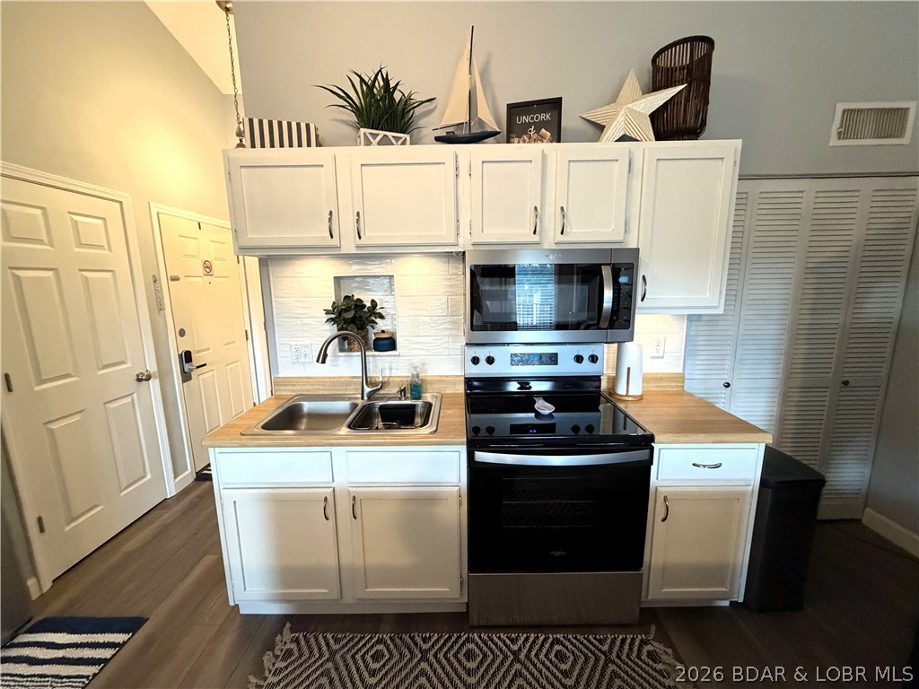 Southwood Shores Condominium - Residential