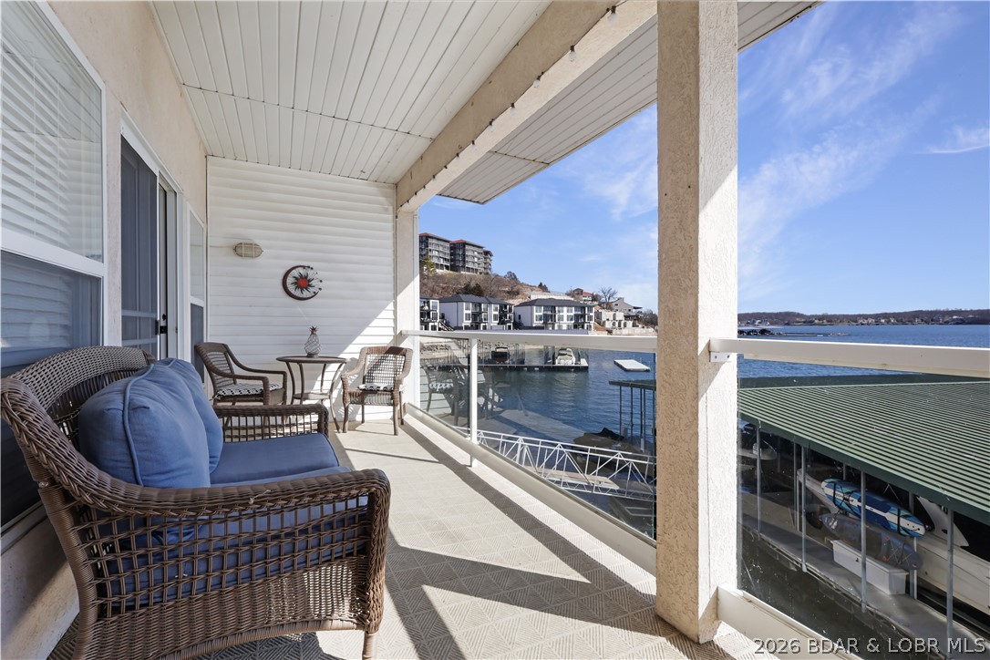 Emerald Bay Condominium - Residential