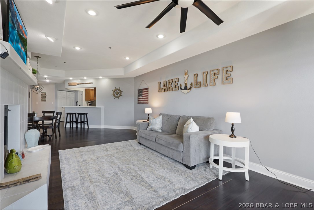 Emerald Bay Condominium - Residential