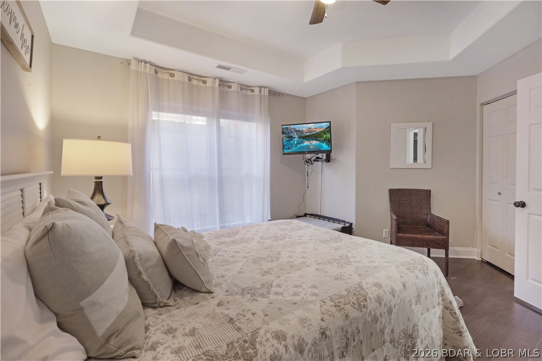 Emerald Bay Condominium - Residential