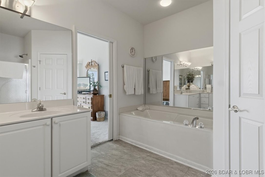 Palisades Condominium - Residential