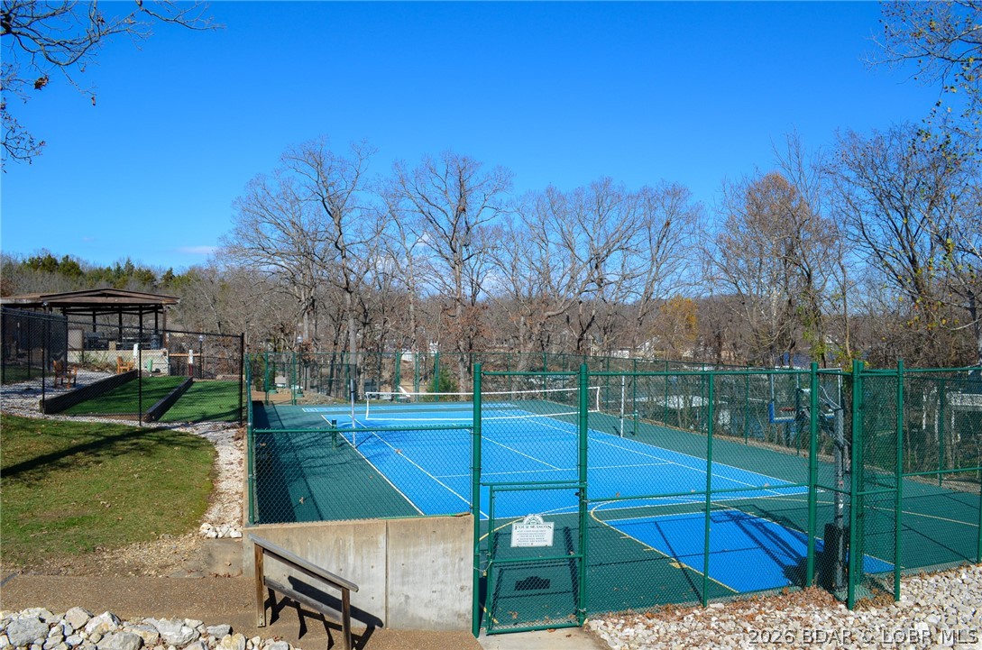 Four Seasons Racqt-Cntry Club - Residential