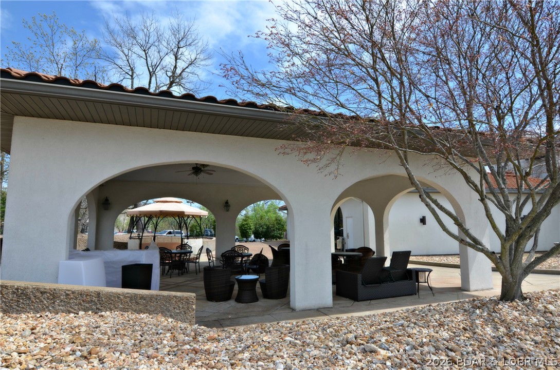 Four Seasons Racqt-Cntry Club - Residential