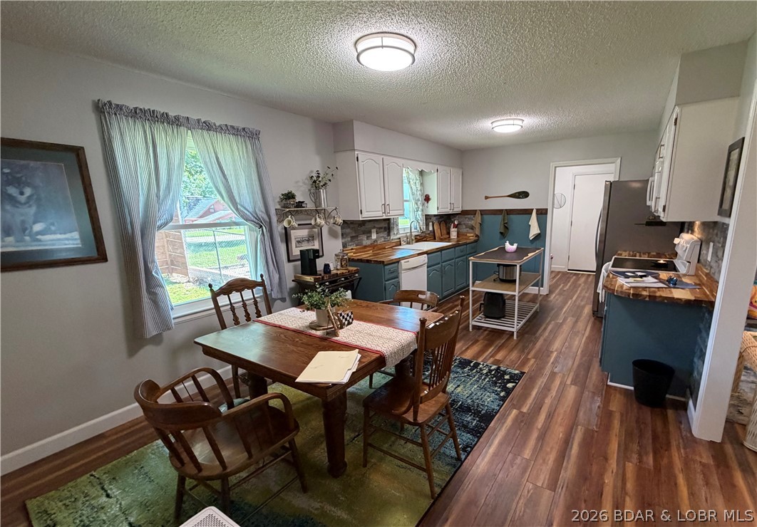 Long Acres - Residential