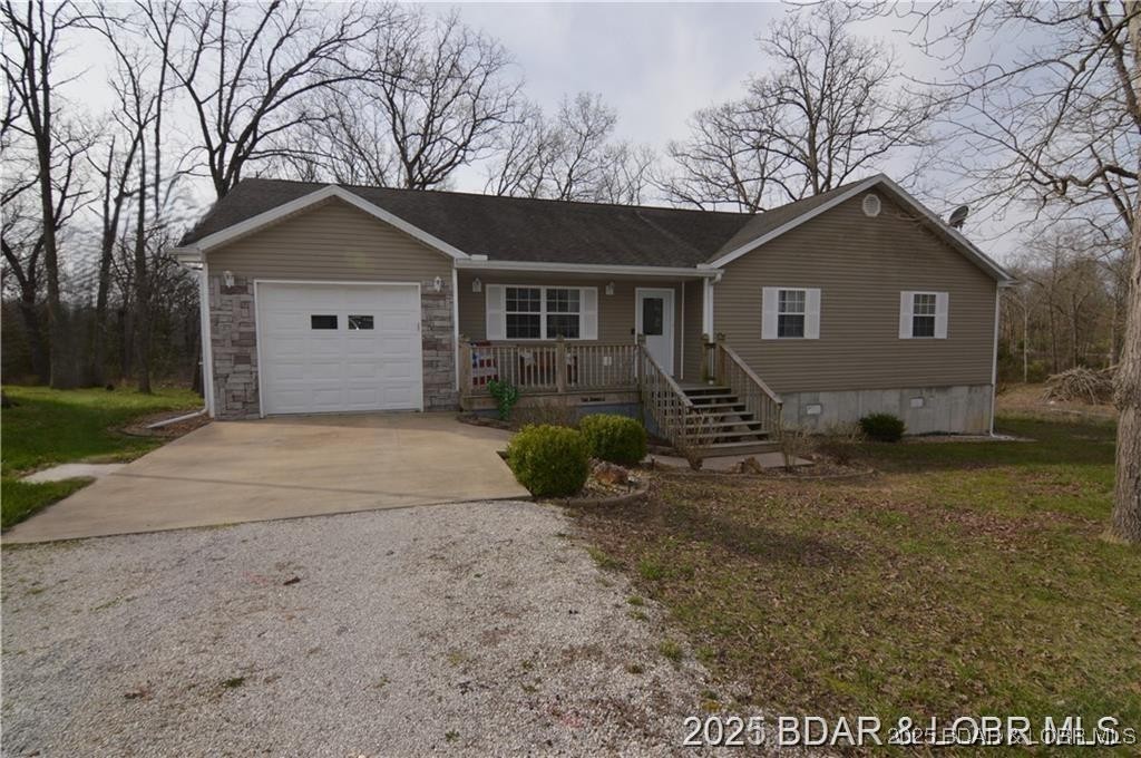 Stoney Oak Manor - Residential