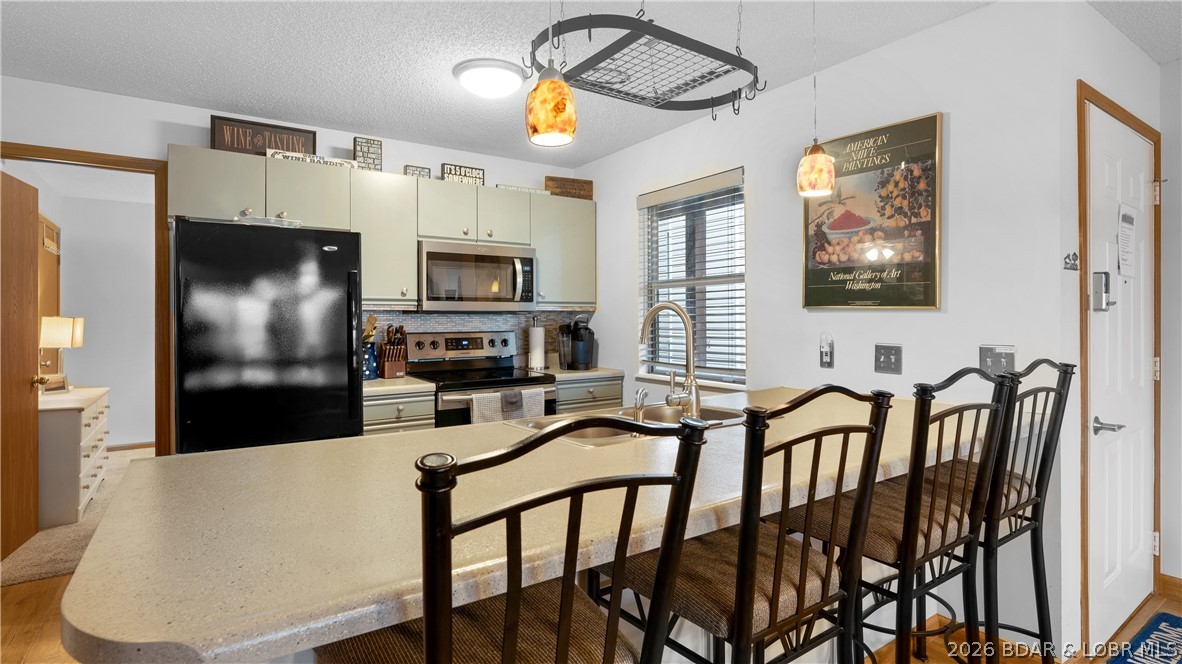 Breakwater Bay Club Condo - Residential
