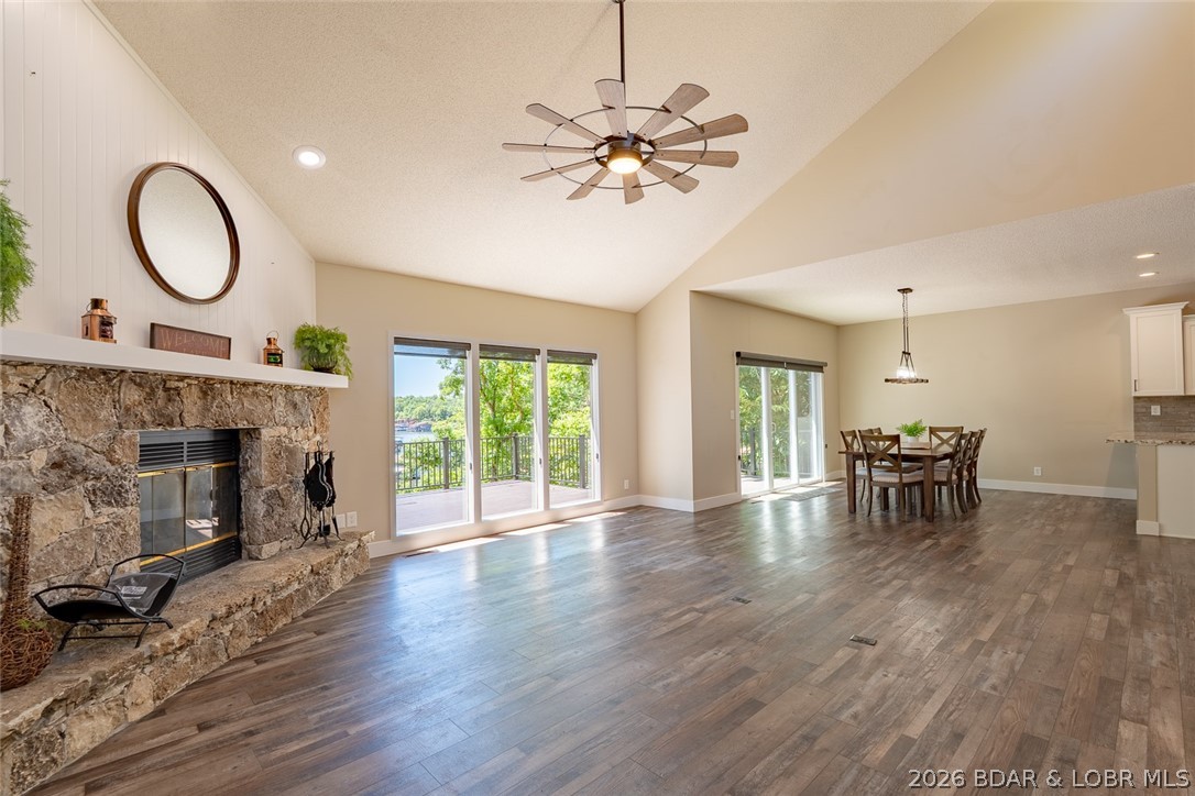 Imperial Point - Residential