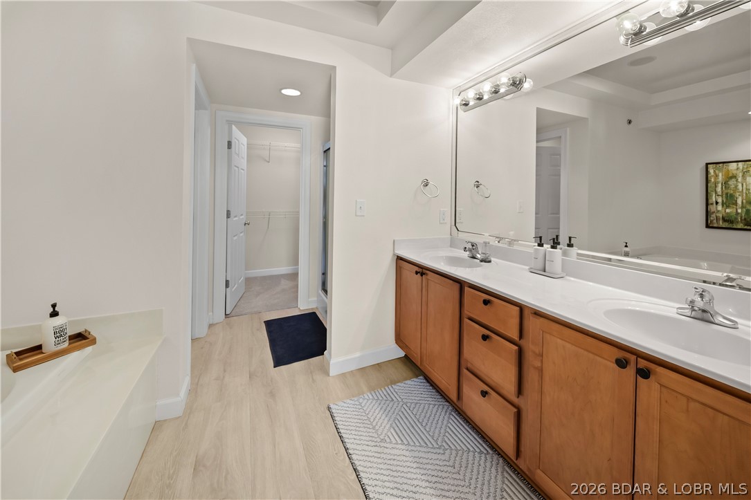 Lighthouse Pointe Condominium - Residential