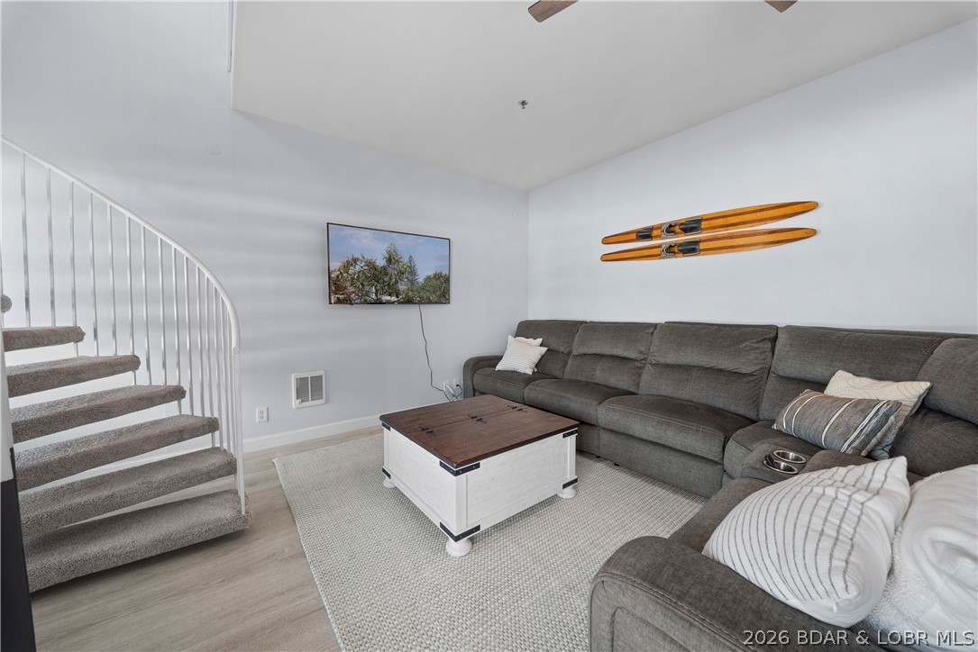 Lighthouse Pointe Condominium - Residential