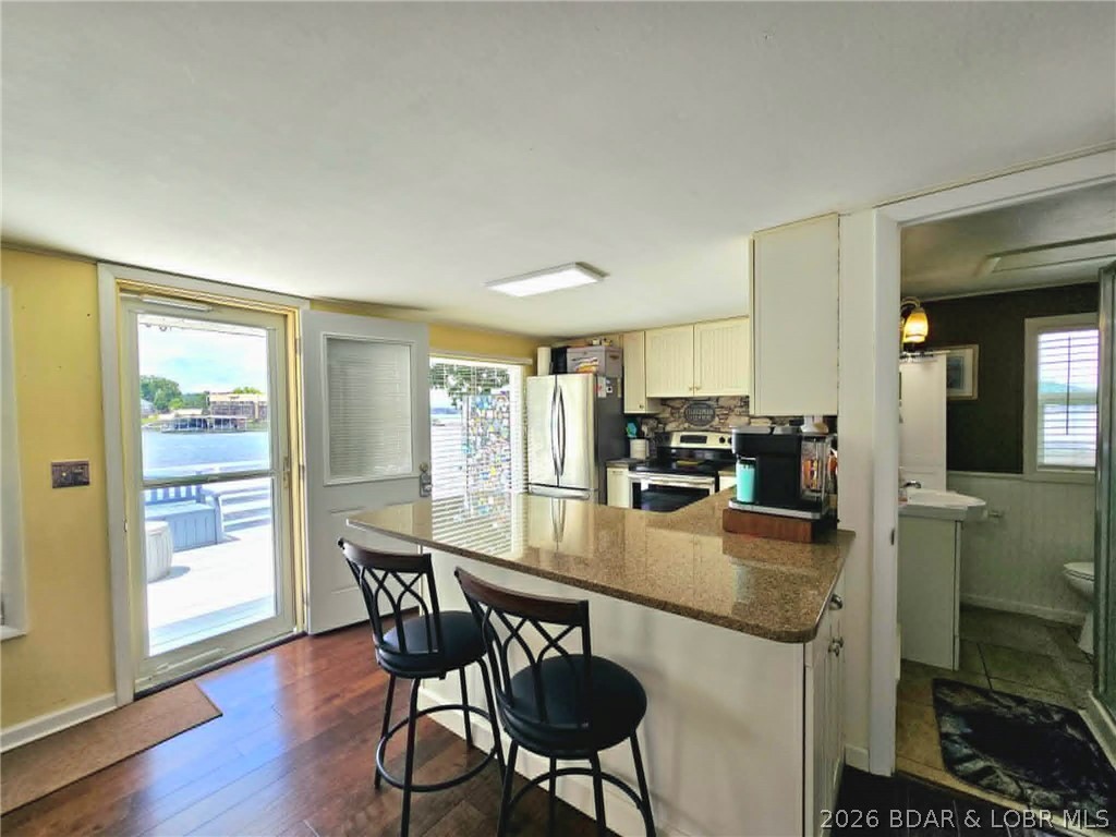 Butlers Point - Residential