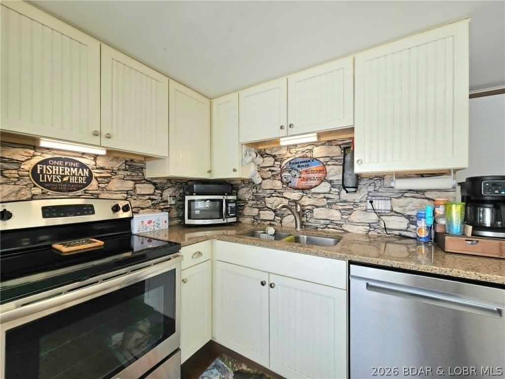 Butlers Point - Residential