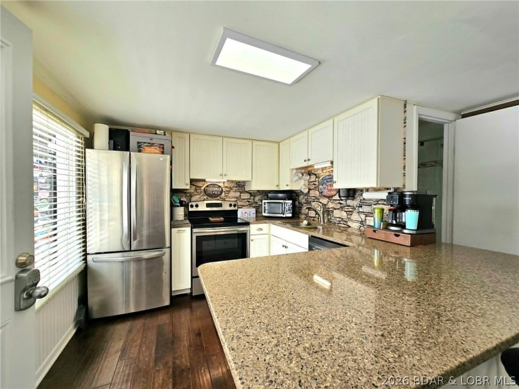 Butlers Point - Residential
