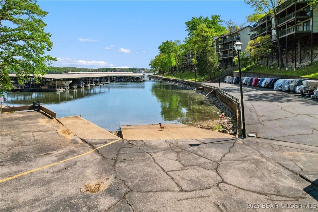 Waters Edge Condominium - Residential